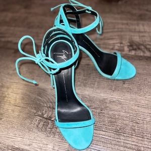 ‼️Beautiful light blue Giuseppe Zanotti heels ‼️
